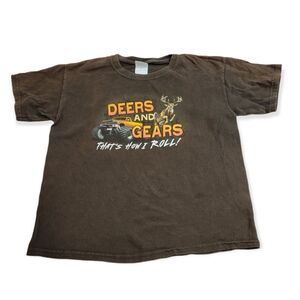 Gildan heavy Deers & Gears shirt L